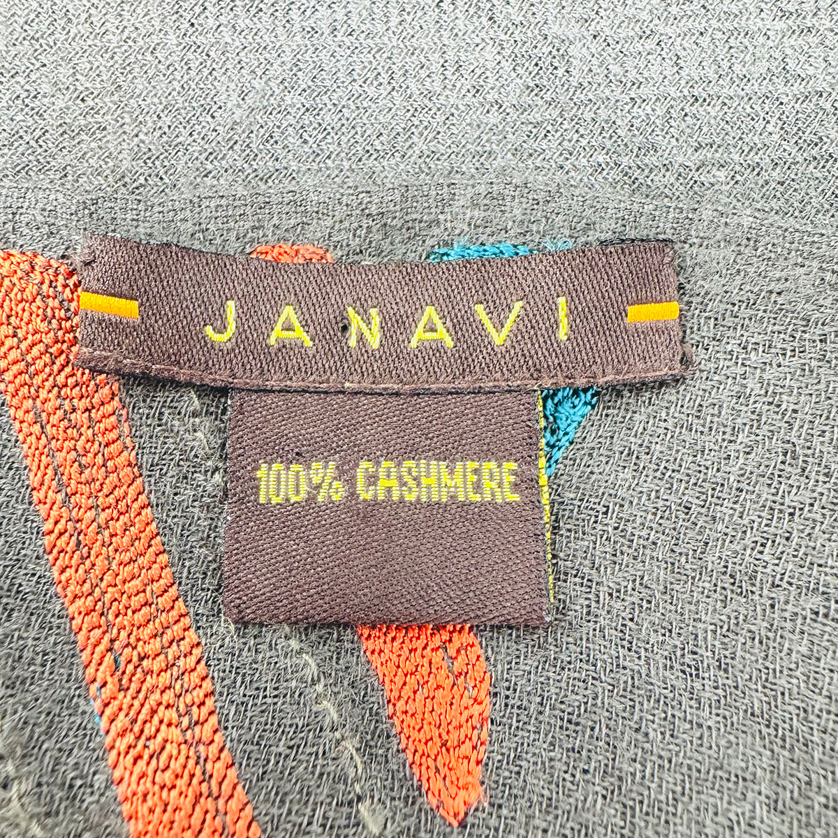 Janavi Scarf/Shawl