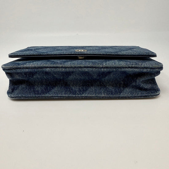 Chanel 2021 Denim Wallet on Chain