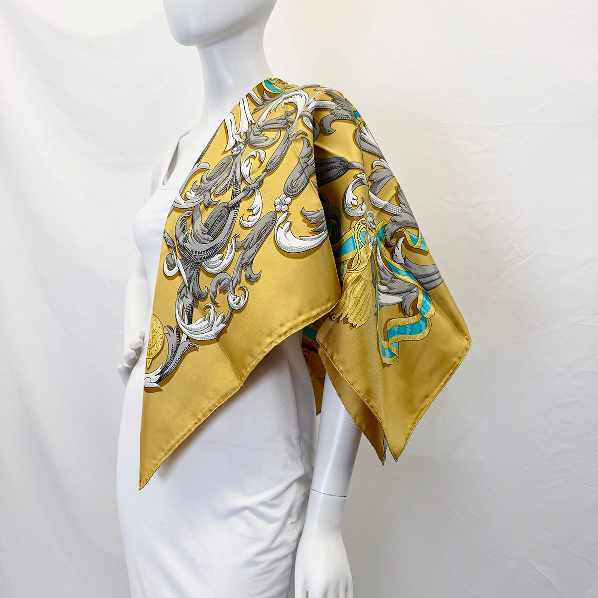 Hermes "Le Mors A La Conetable" Scarf