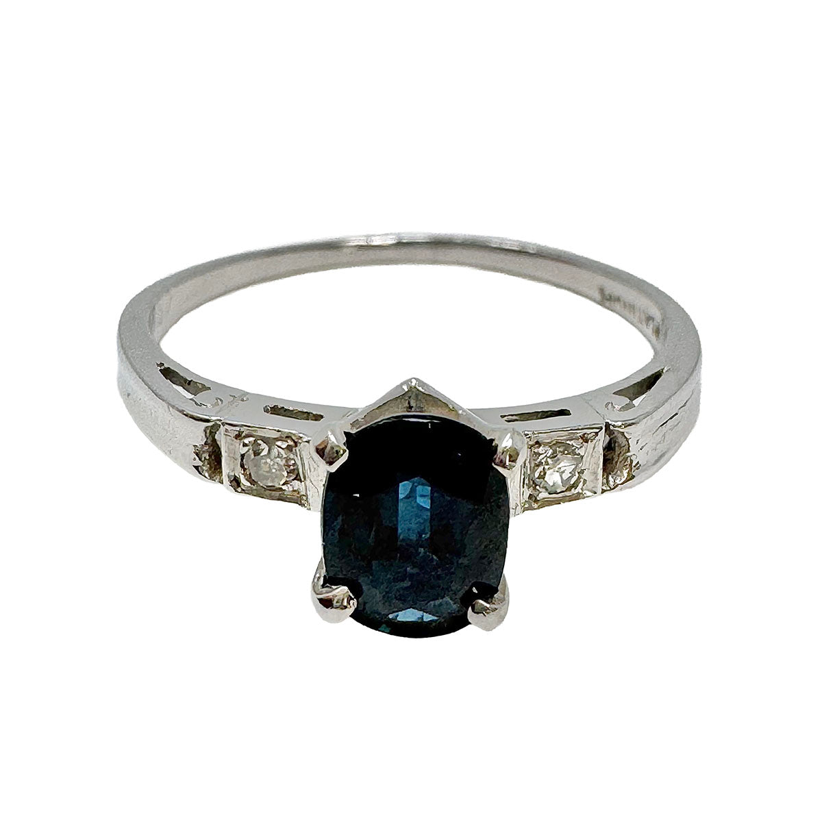 Platinum Ring with Sapphire and Diamonds