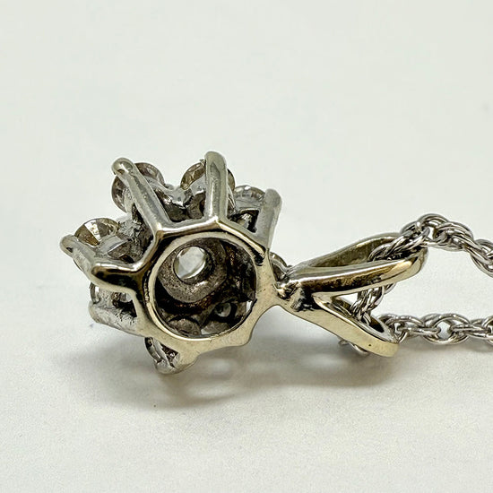 14K White Gold Diamond Pendant Necklace