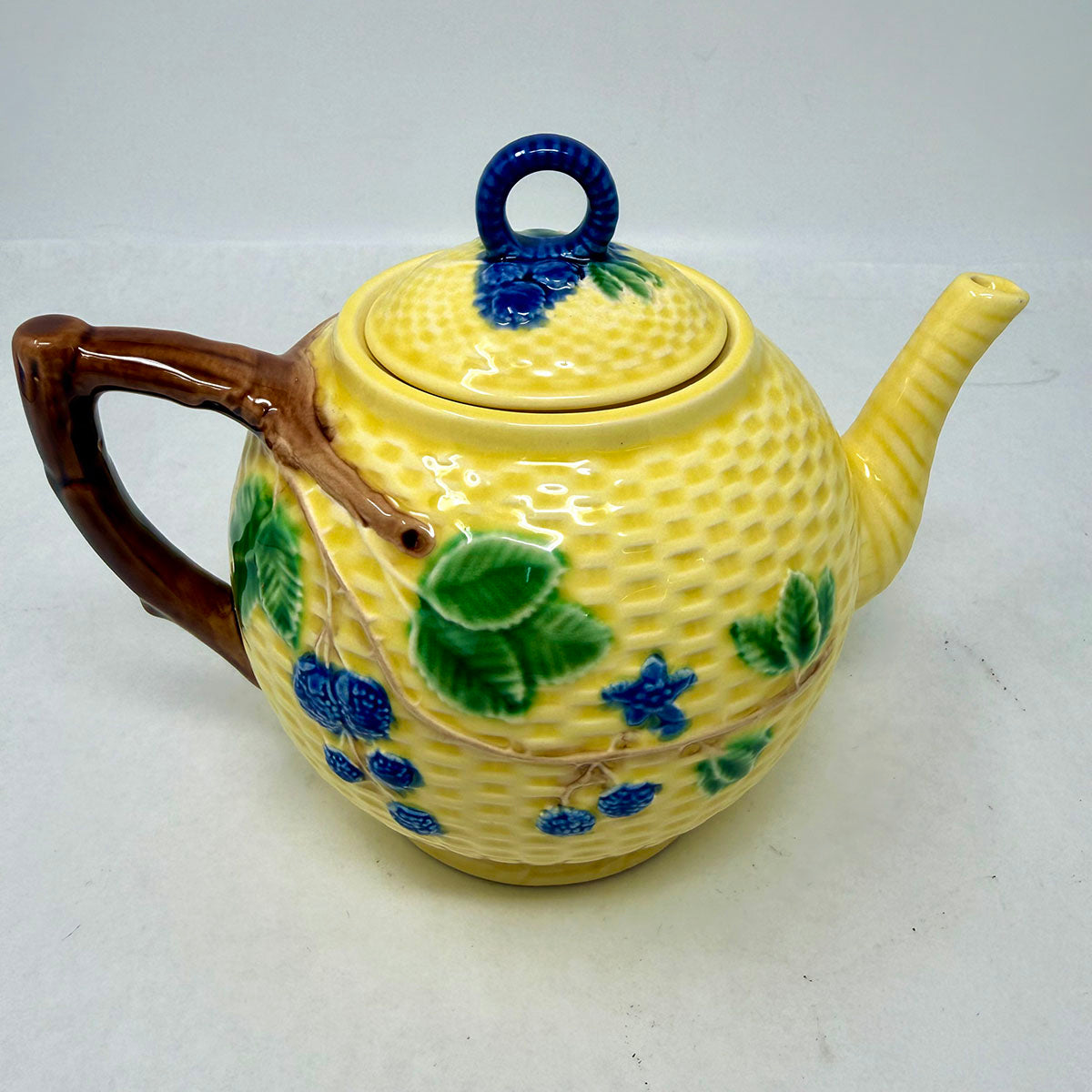3 pc Tiffany Blackberries Teapot & Lid