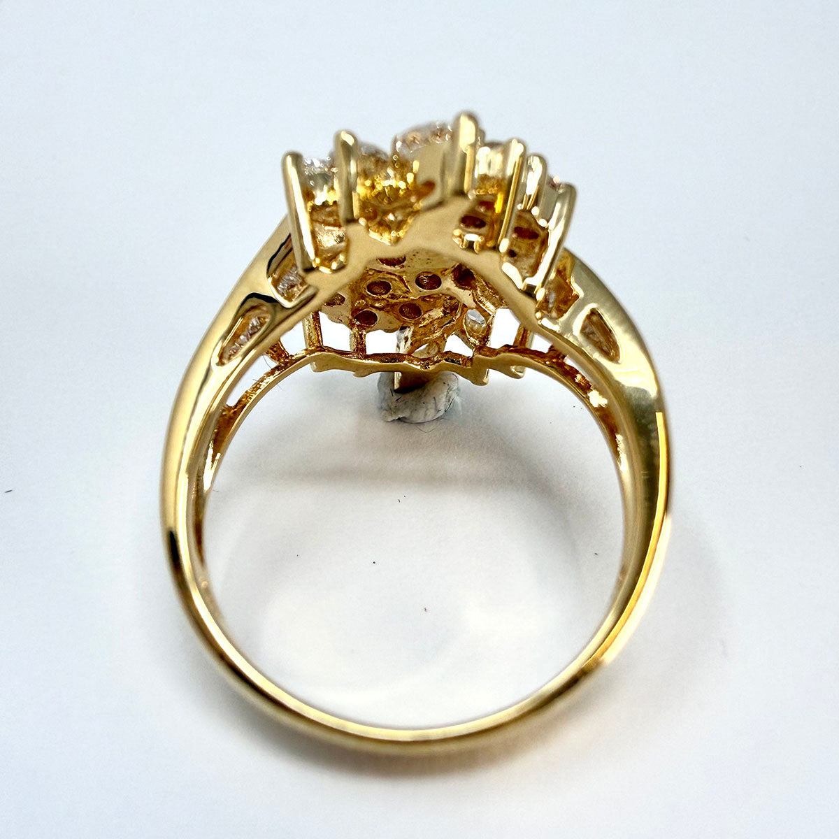 18K Diamond Cluster Ring