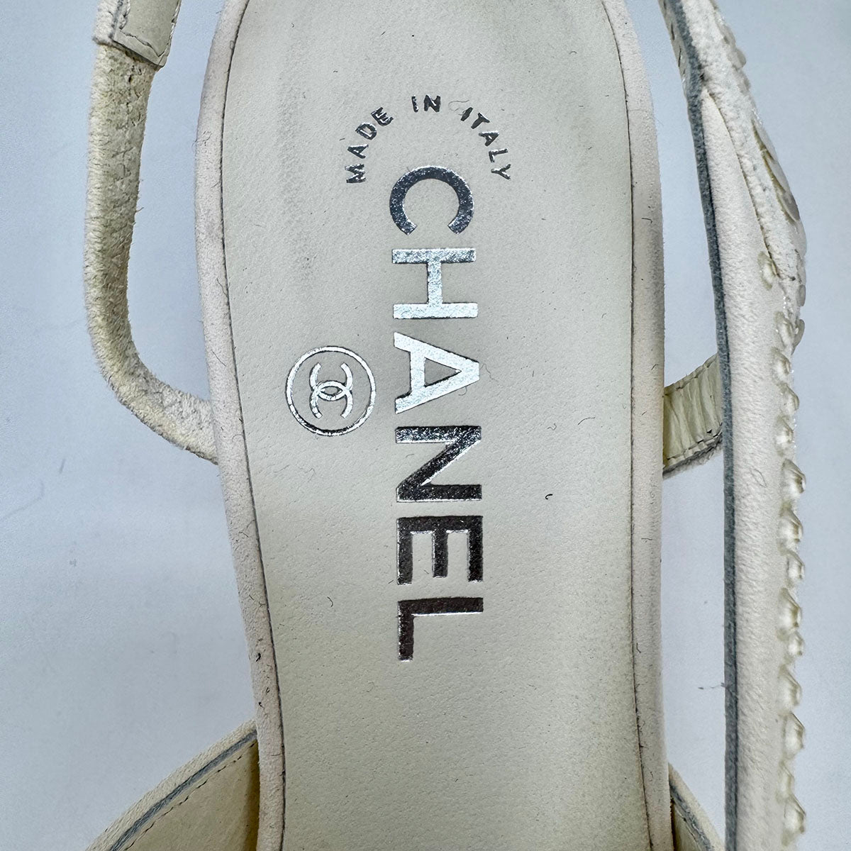 Chanel Pumps