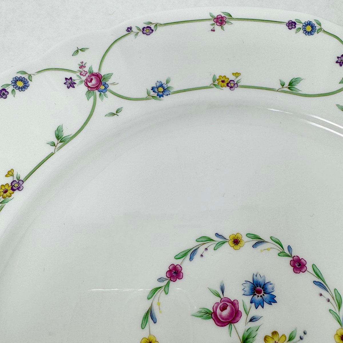 88 Pcs: 12 7 Pc Place Settings Magna China + 4 Srvg Pcs