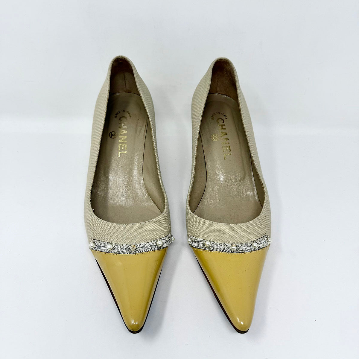 Chanel Pumps