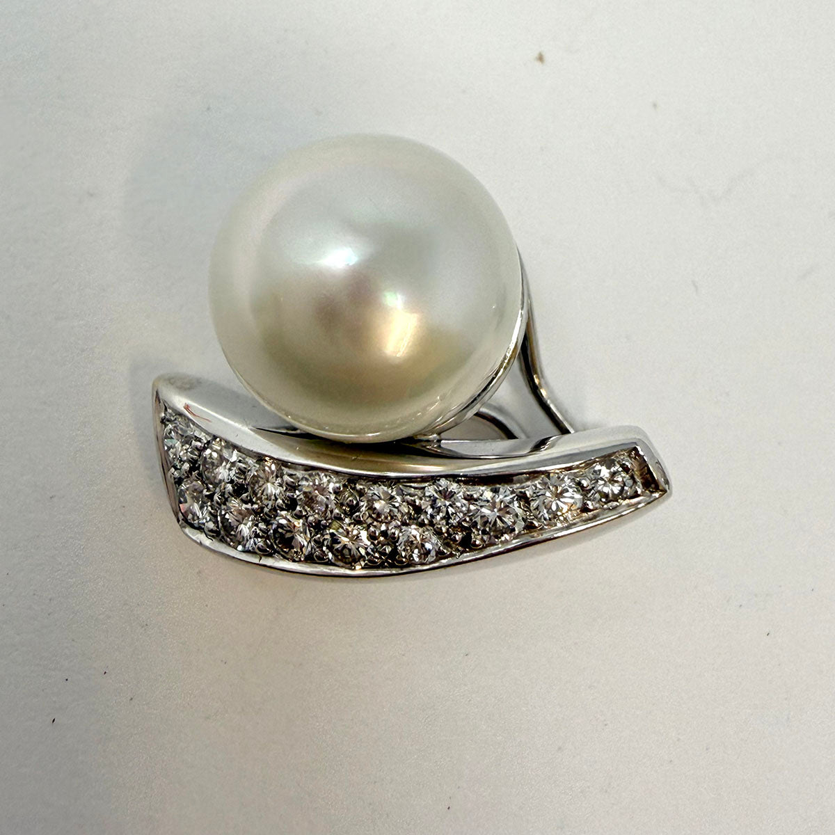 M. Stowe 18K White Gold Earrings with 28 Full Cut Diamonds and 2 South Sea Pearl