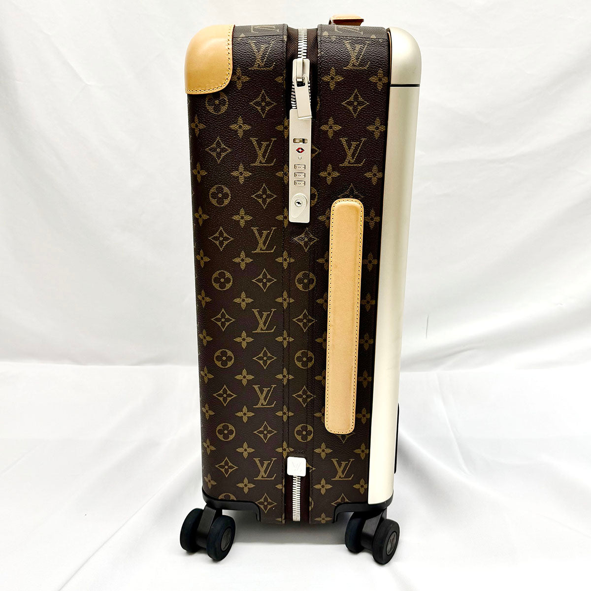 Louis Vuitton Monogram Horizon 50