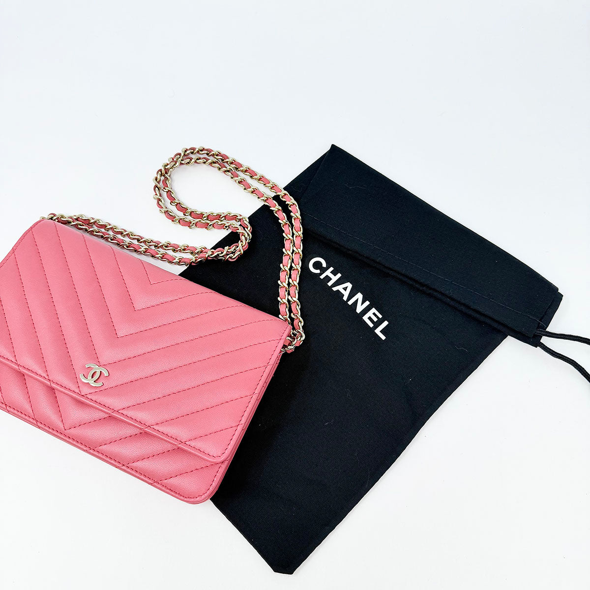 Chanel Wallet on the Chain