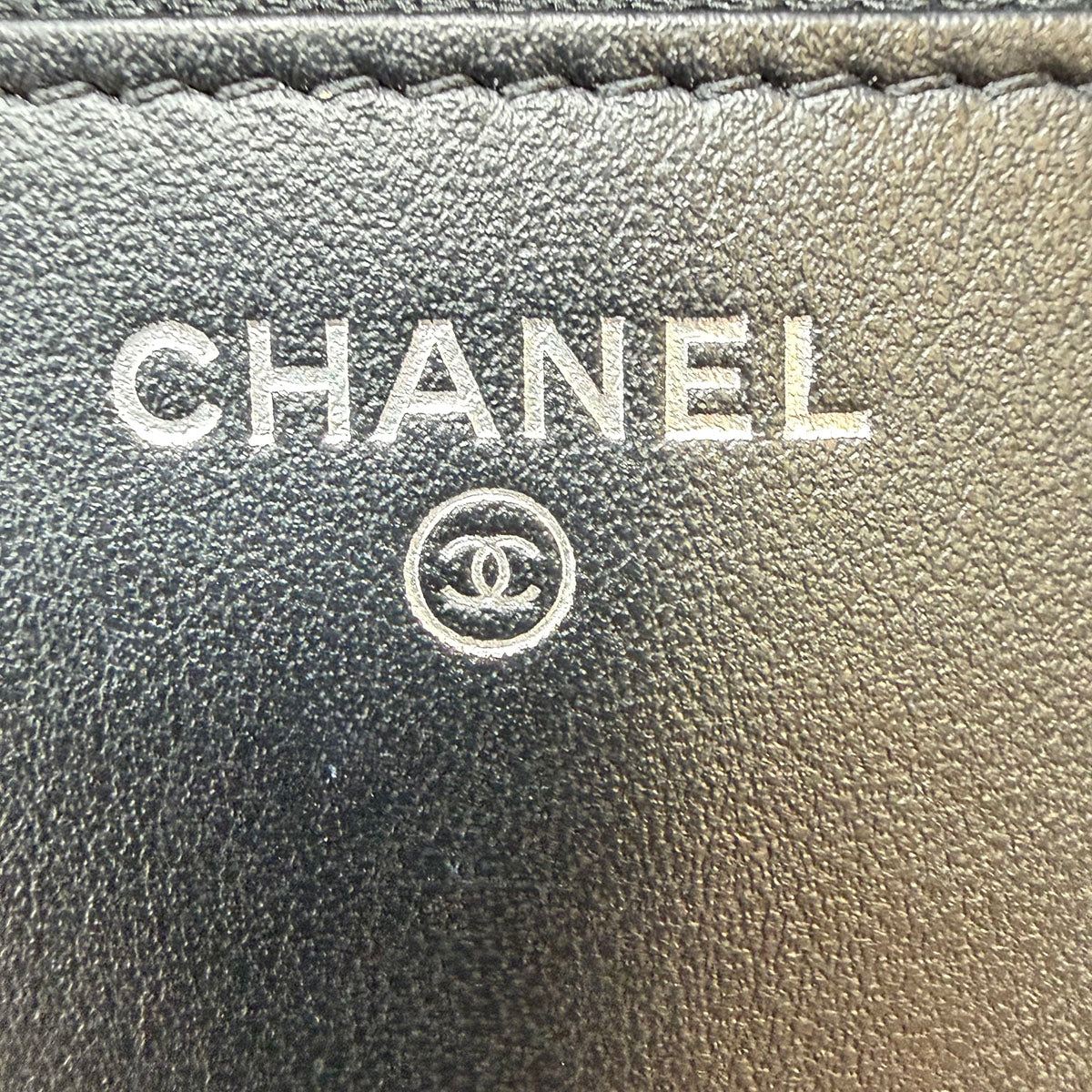 Chanel Wallet on Chain