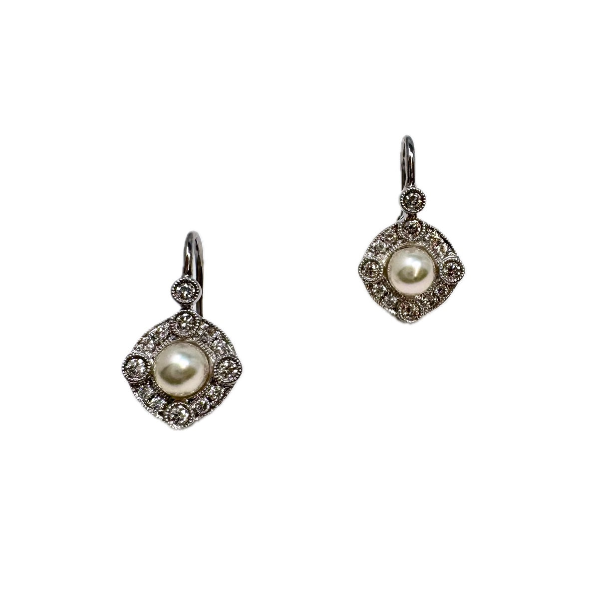 18K White Gold Diamond and Pearl Earrings