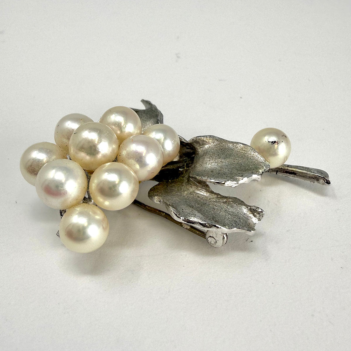 Platinum Flower Pin with Pearls