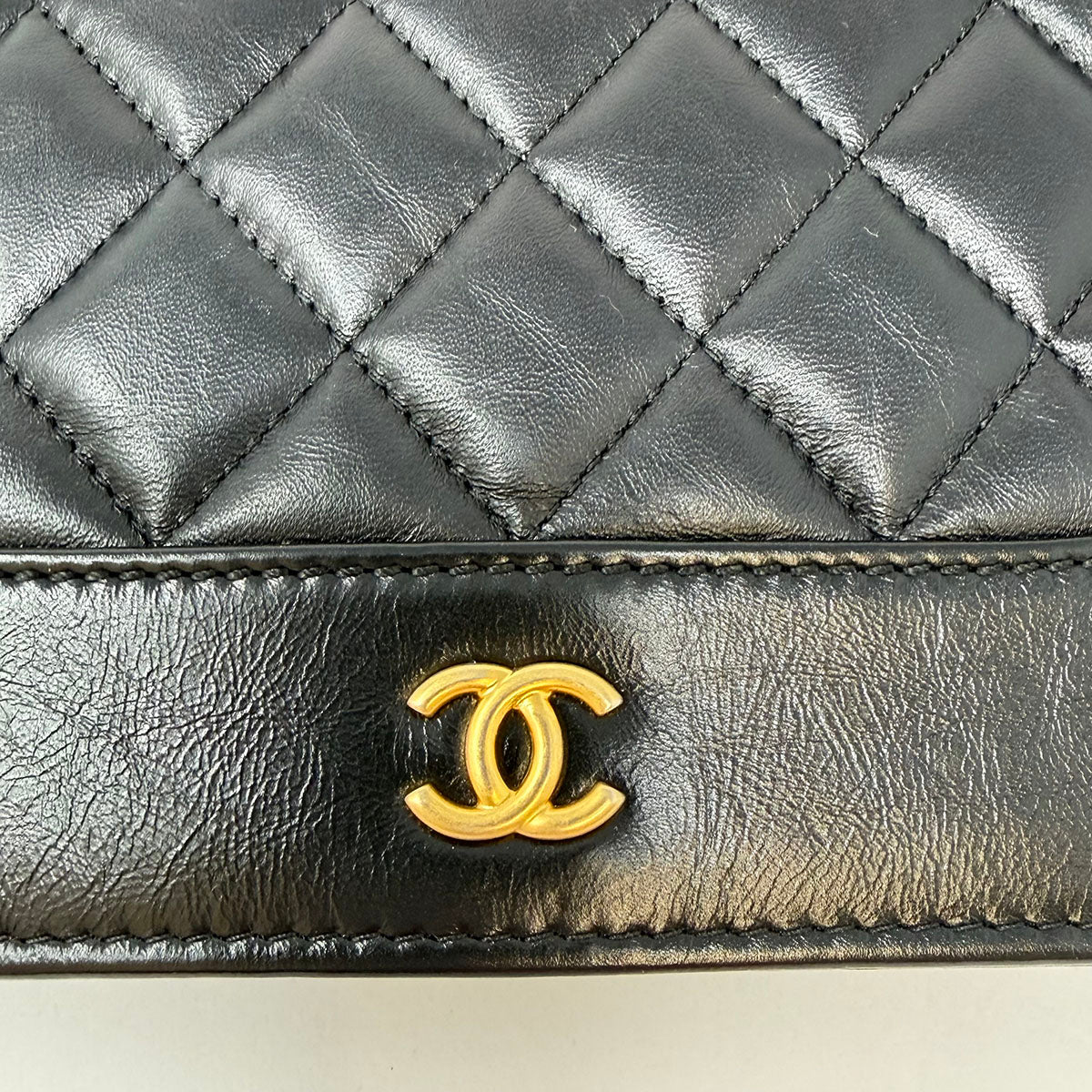 Chanel Wallet on Chain