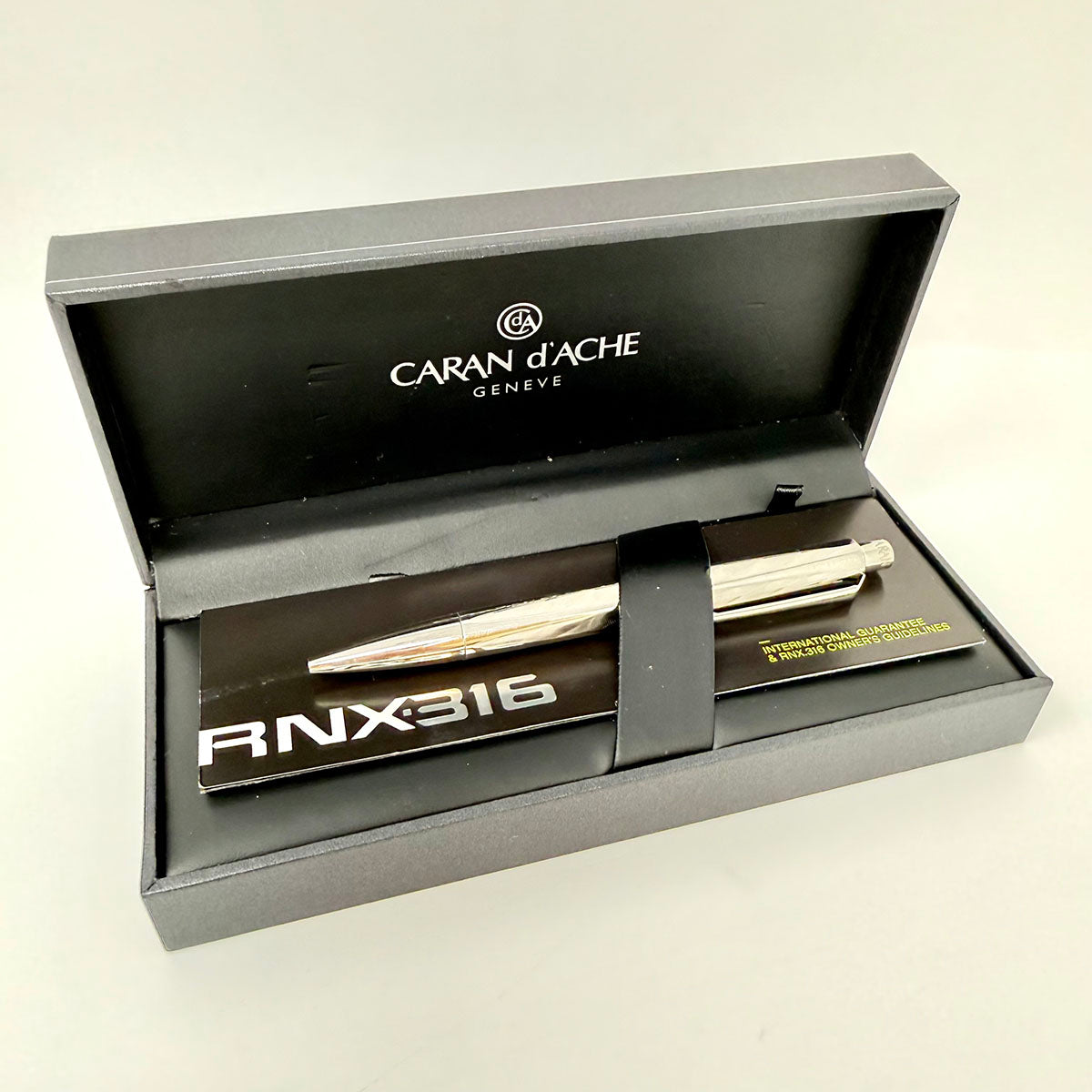 CARAN d'ACHE Pen