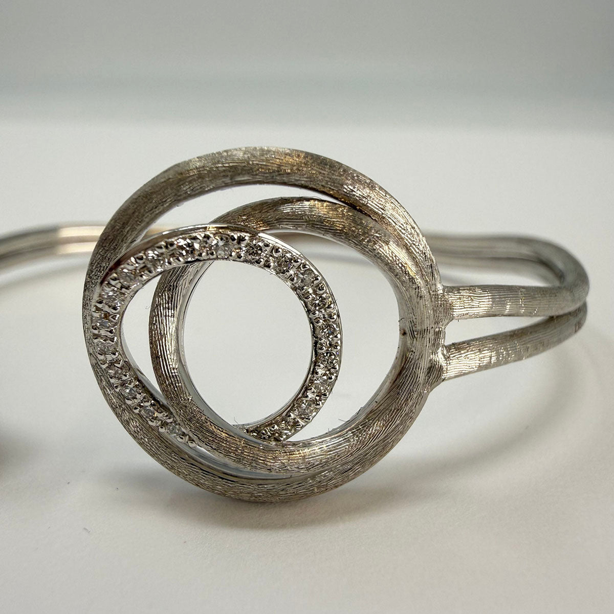 Marco Bicego 18K White Gold Jaipur Diamond Circle Cuff Bracelet