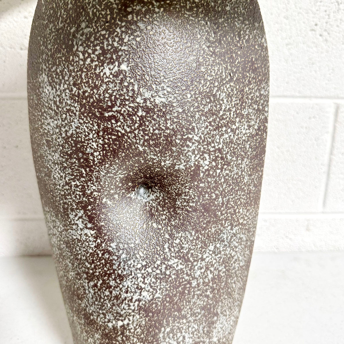 River Stone Shaped Table Lamp