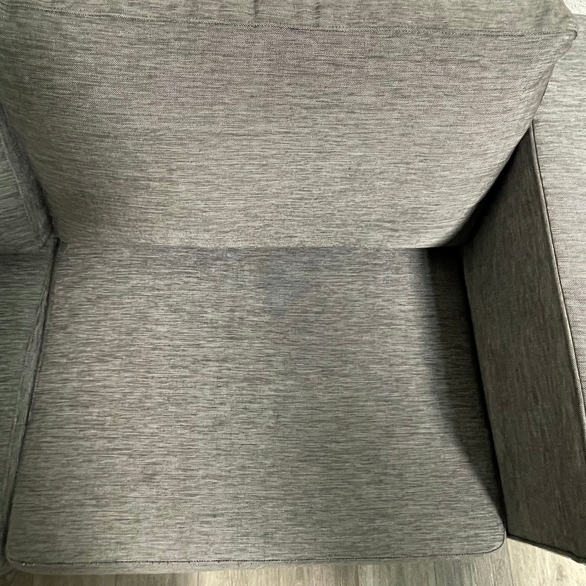 Upholstered Sectional Sofa with Chaise