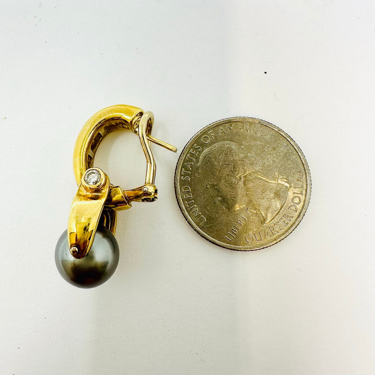 Susan Berman 18K Gold Earrings with Tahitian Pearl