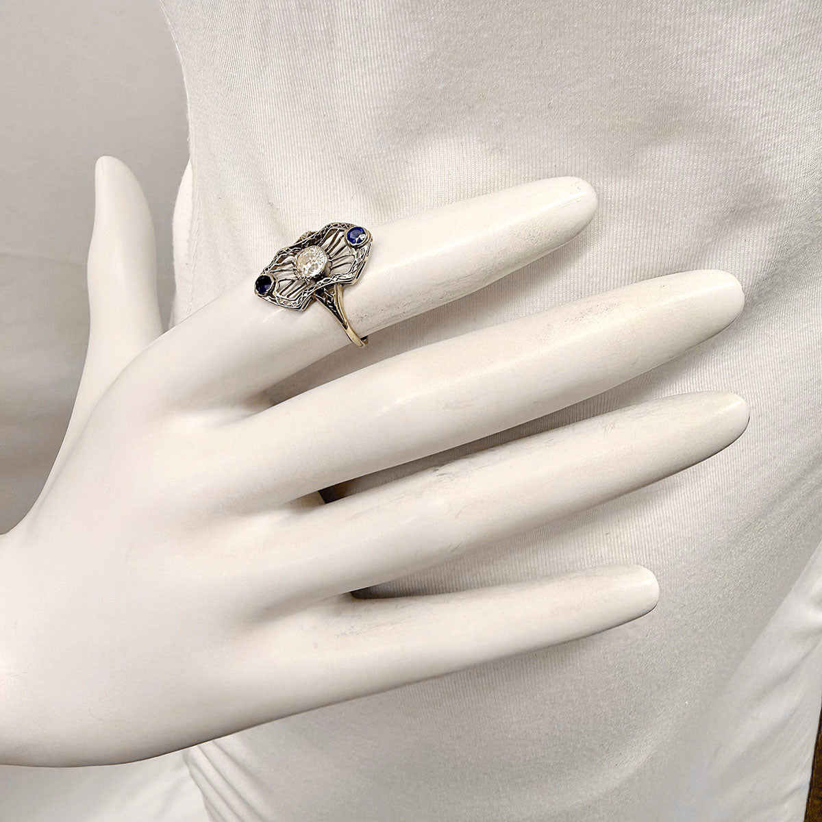 Antique 14K White Gold Ring with Diamond and Sapphire
