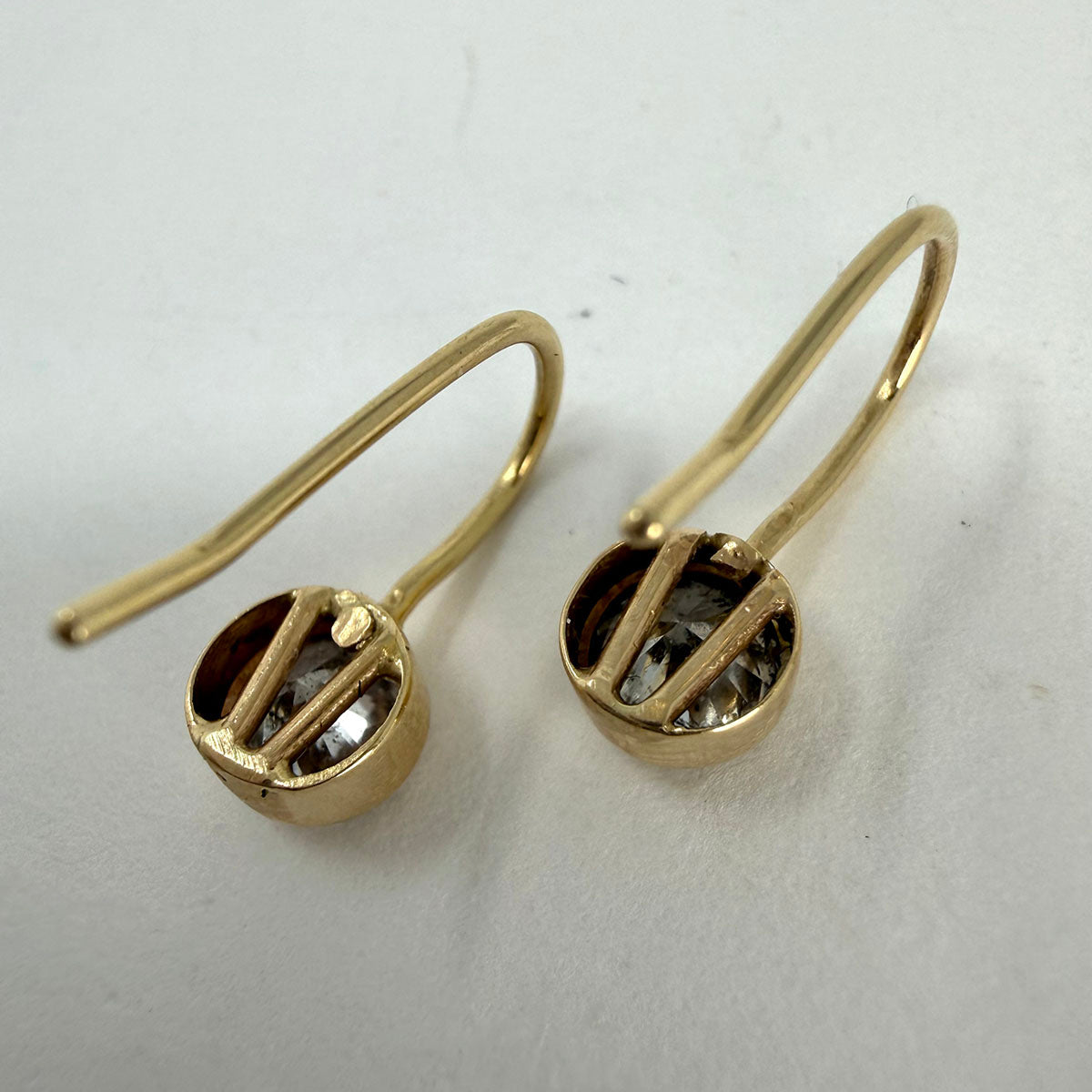18K Gold Drop Earrings