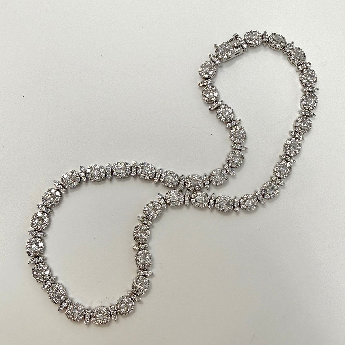 Cluster Link Necklace