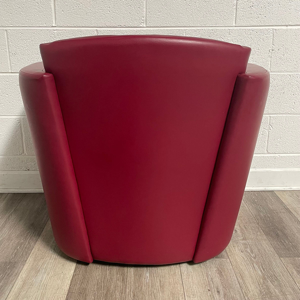Red Leather Lounge Chair