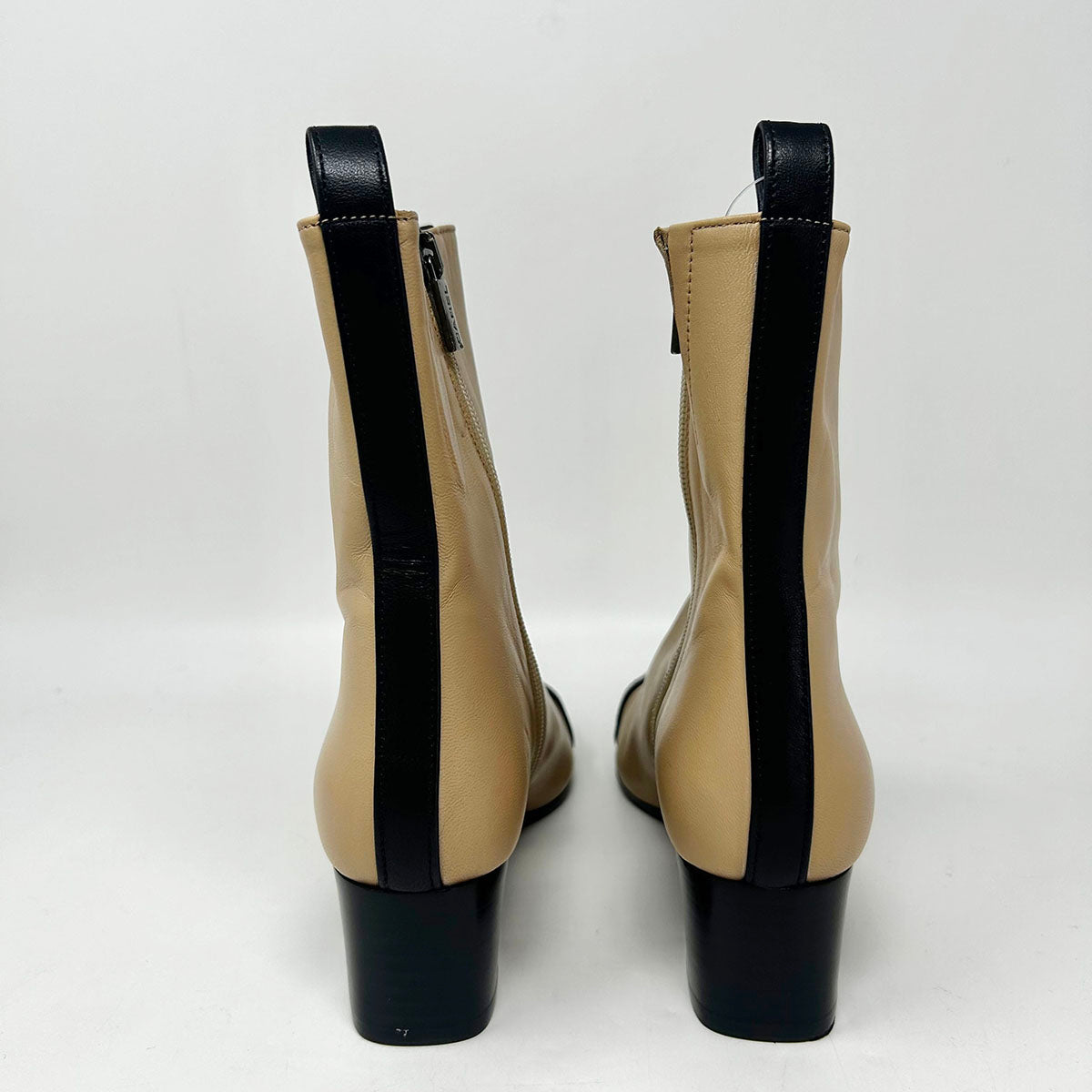 Carel Boots