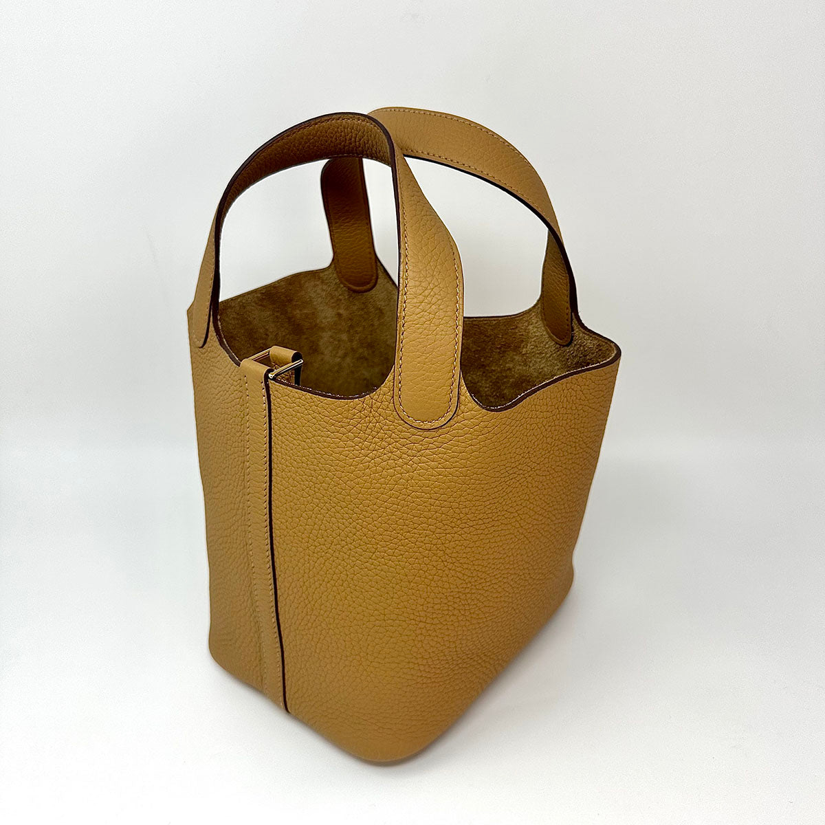 Hermes 2022 Clemence Picotin Lock 18