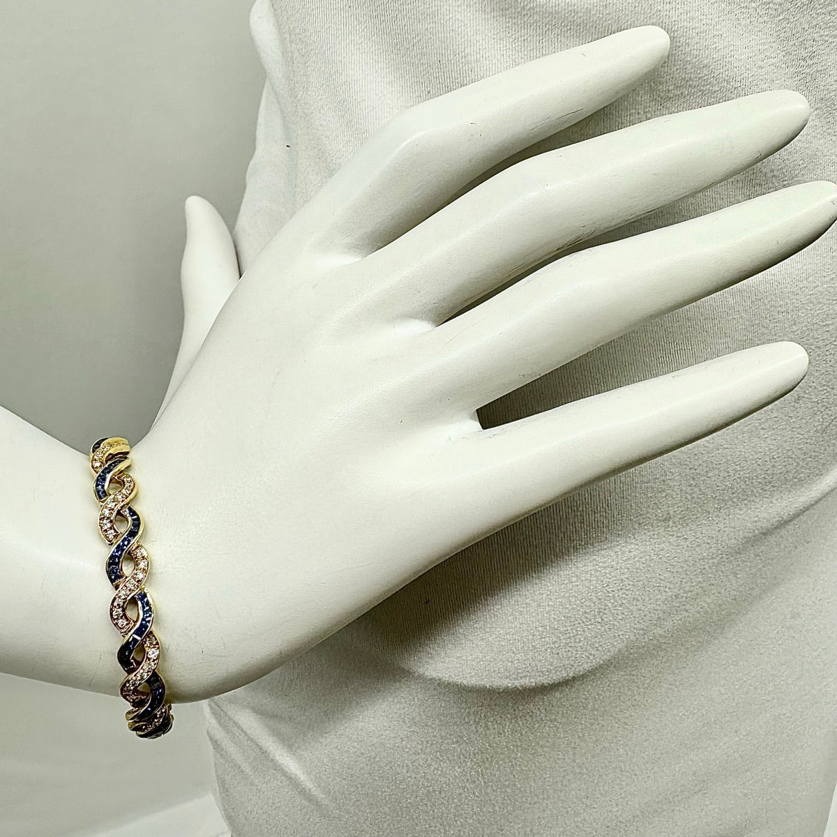 18K Gold Twist 5.25ct Sapphire and 1.54ct. Diamond Tennis Bracelet