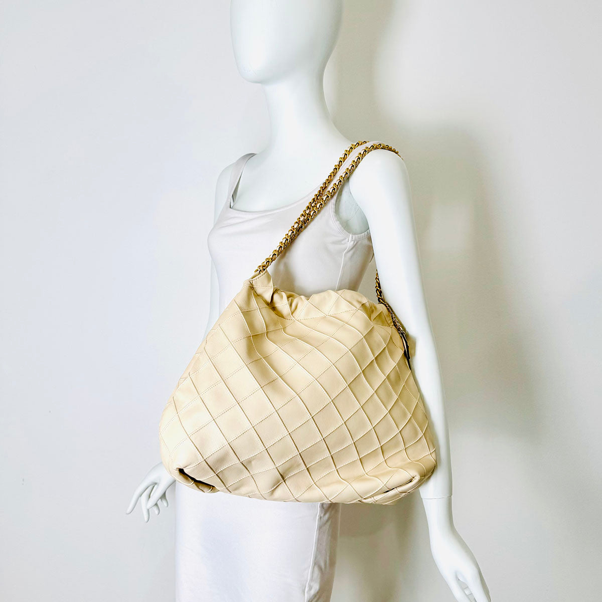 Tory Burch Hobo
