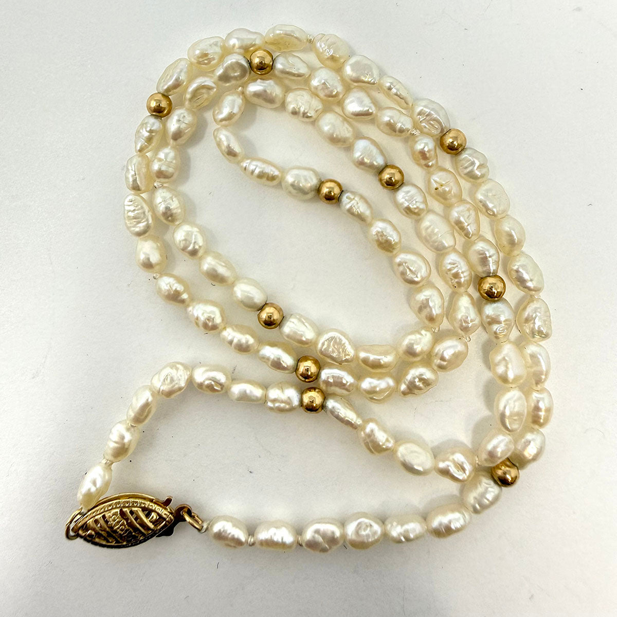 Freshwater Pearl Necklace with 14K Gold Fish Hook Clasp