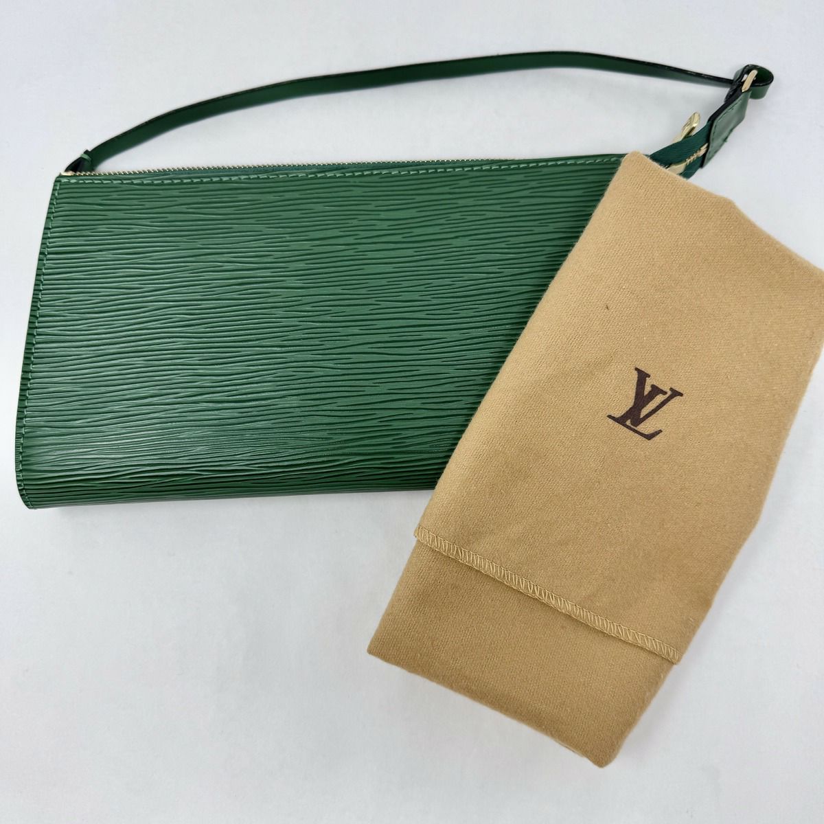 Louis Vuitton Epi Pochette