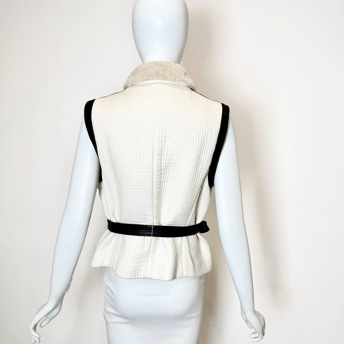 Iro Vest