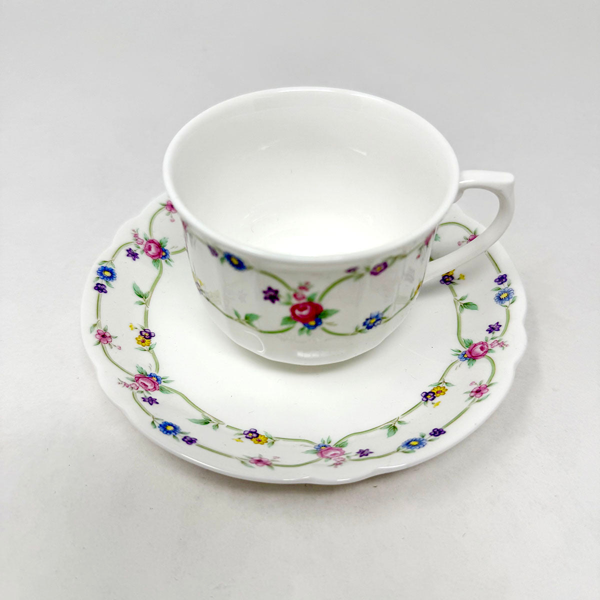 83 Pcs: 9 7 Pc Place Settings Magna China + 17 xtra dishes & 3 Srvg pcs