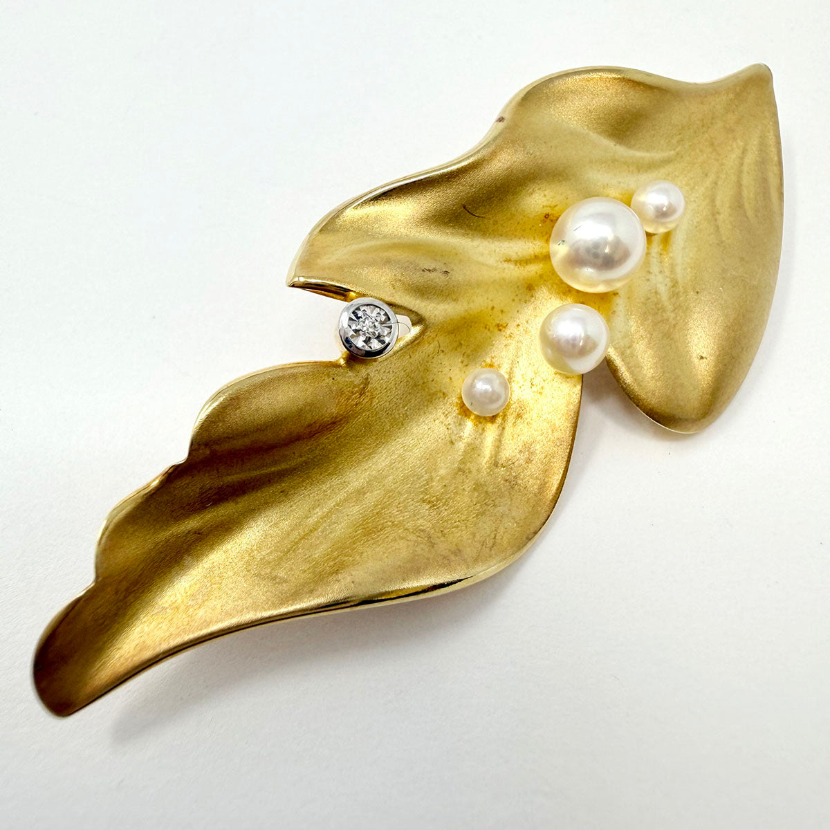 Pearl and Diamond Pin