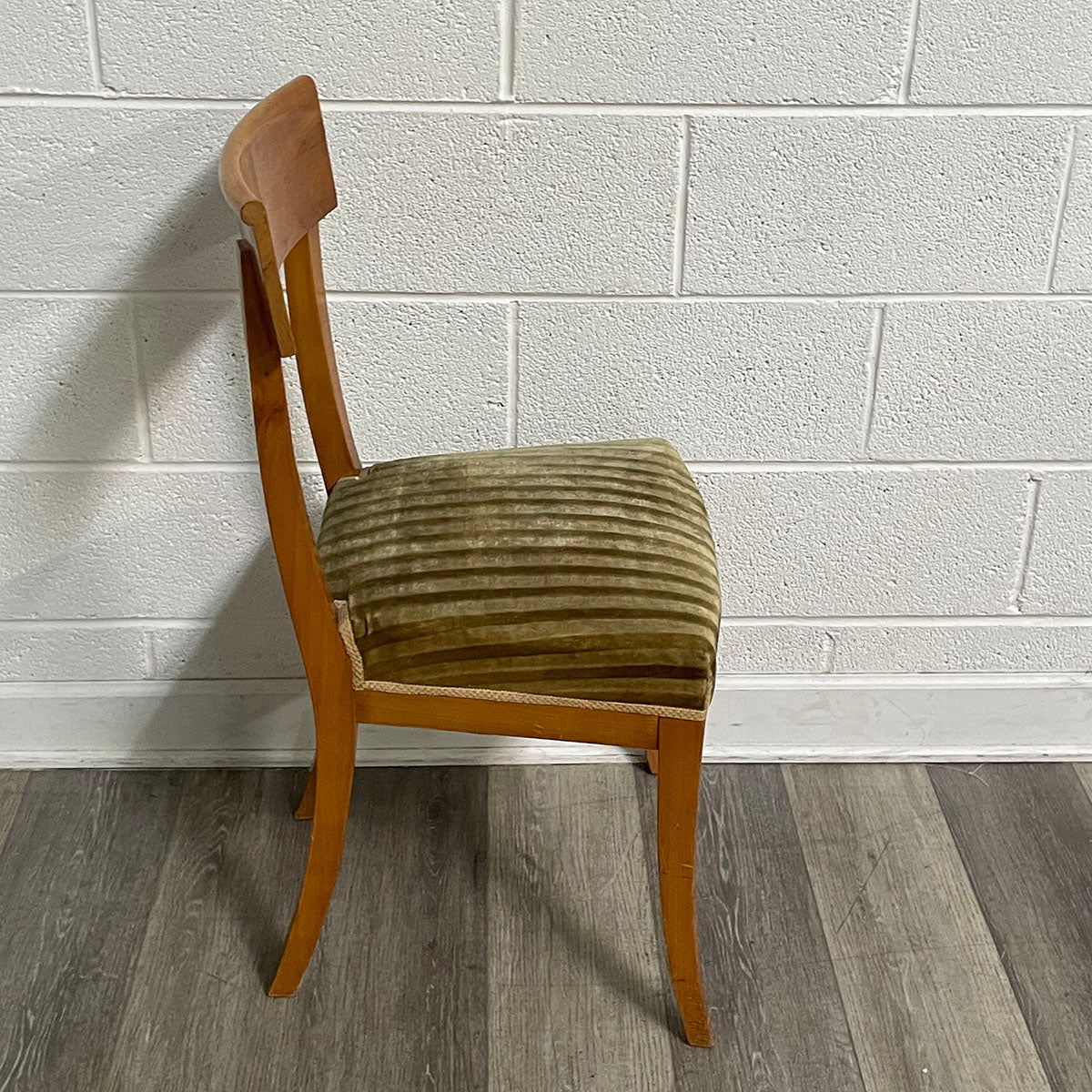 Set of 4 Dining Chairs