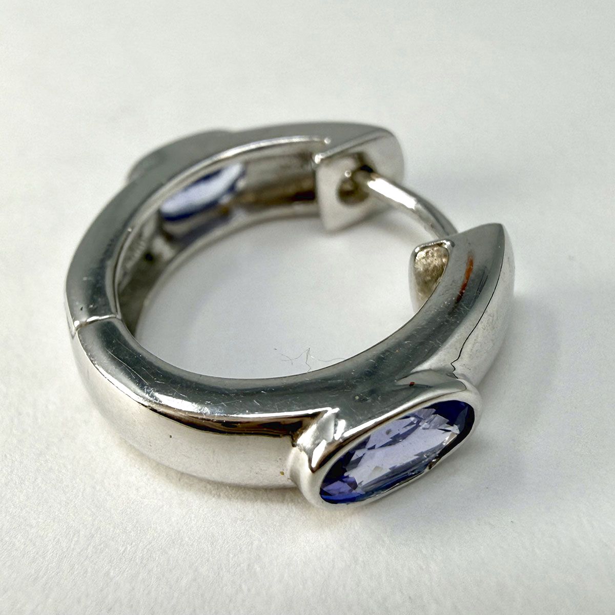 14K White Gold Hoop Earrings with Tanzanite