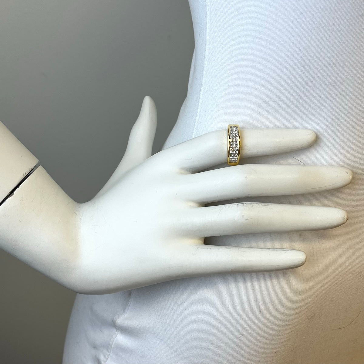 18K Gold Ring with Invisible Set Diamonds