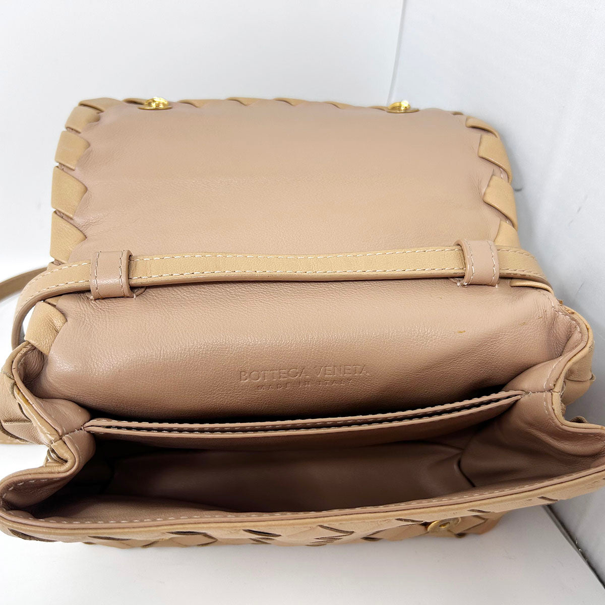 Bottega Veneta  Intrecciato Crossbody