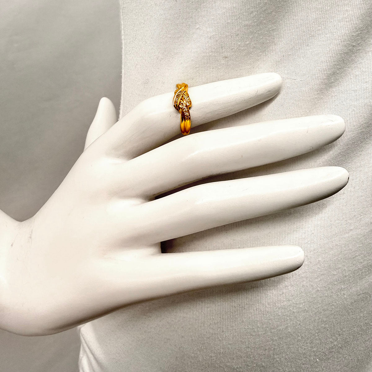 18K Diamond Ring