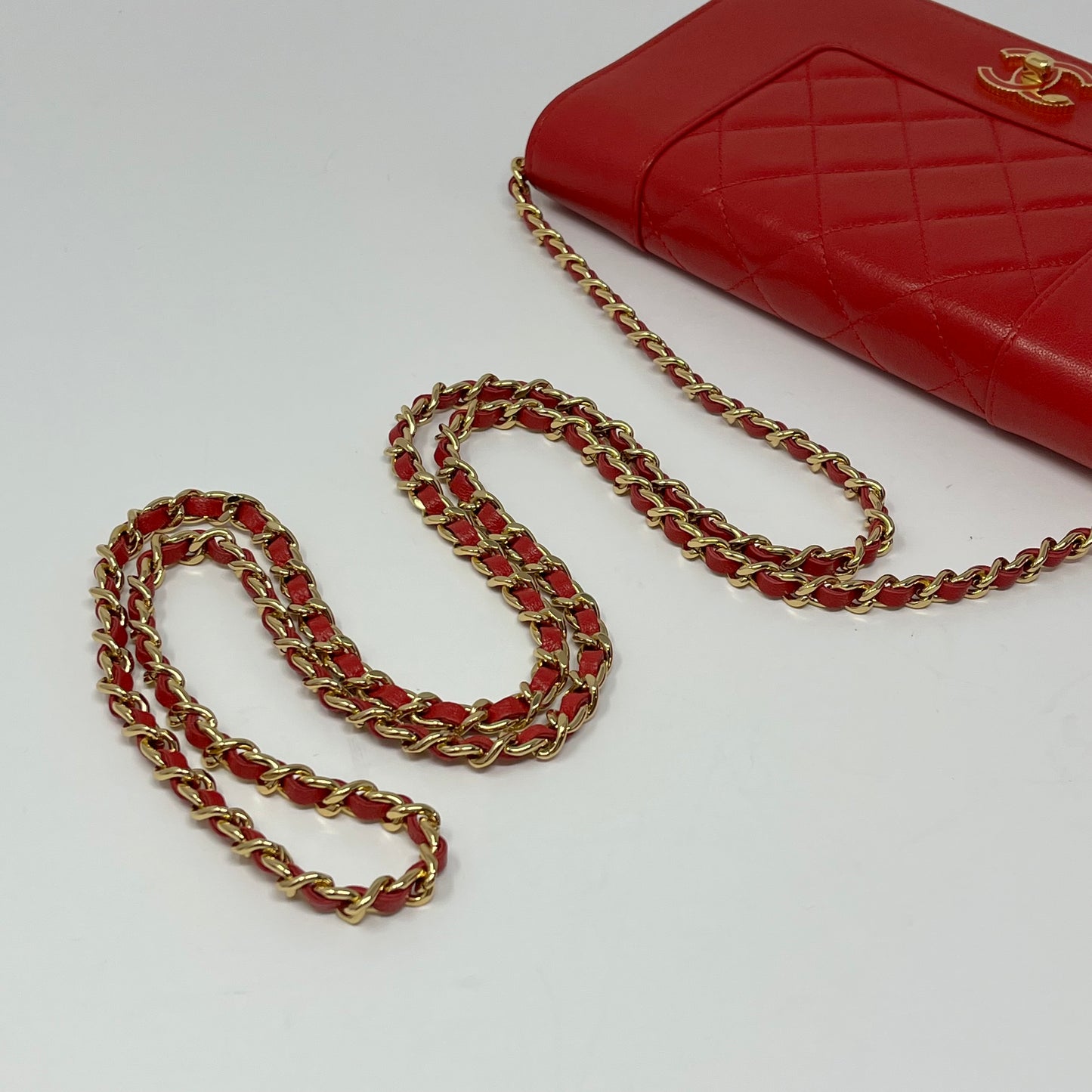 Chanel Wallet on Chain
