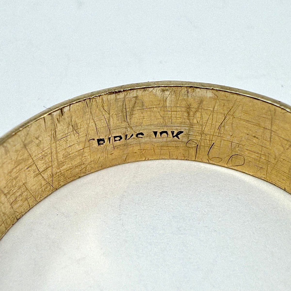 10K  Gold Hammered Band