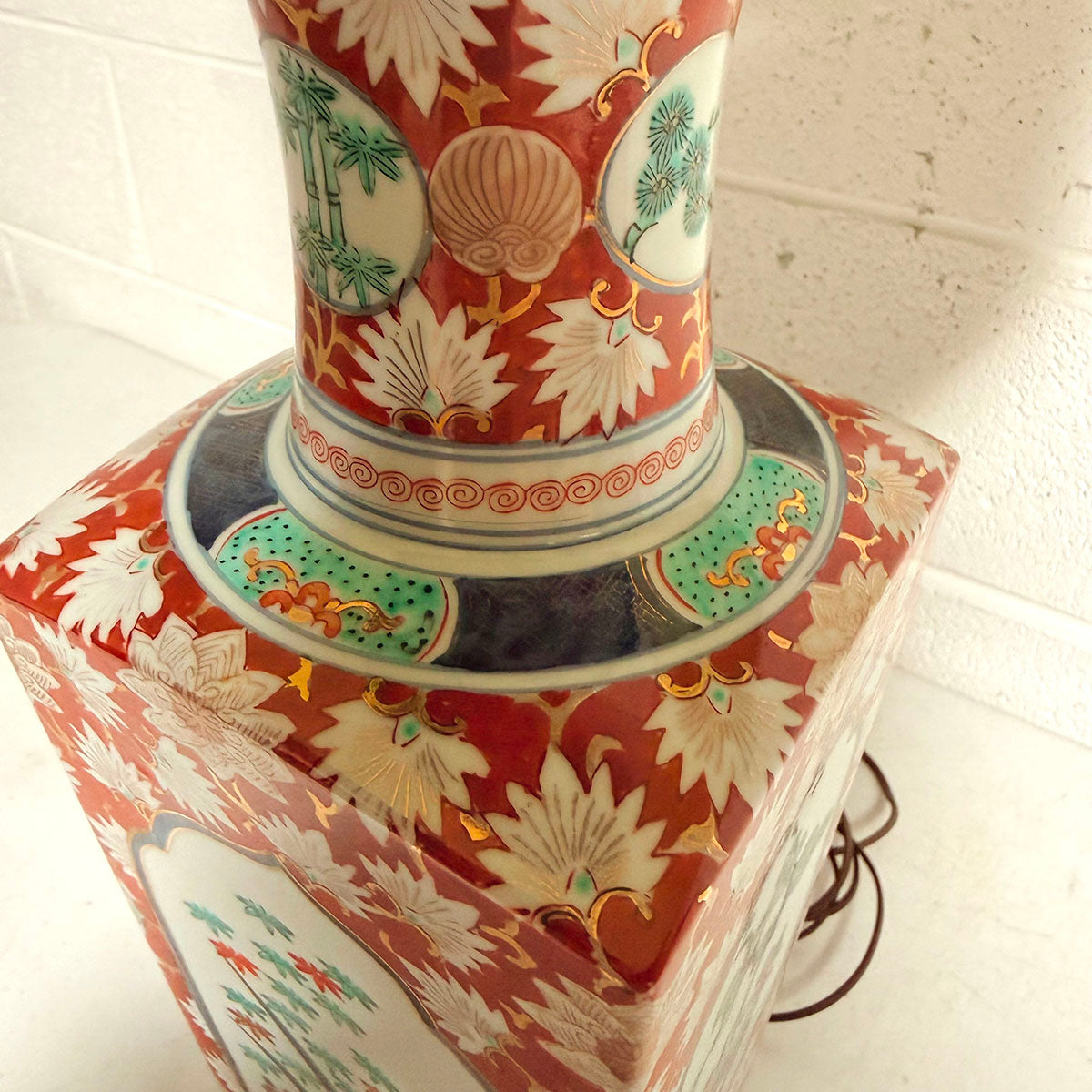 Vintage Asian Imari Table Lamp