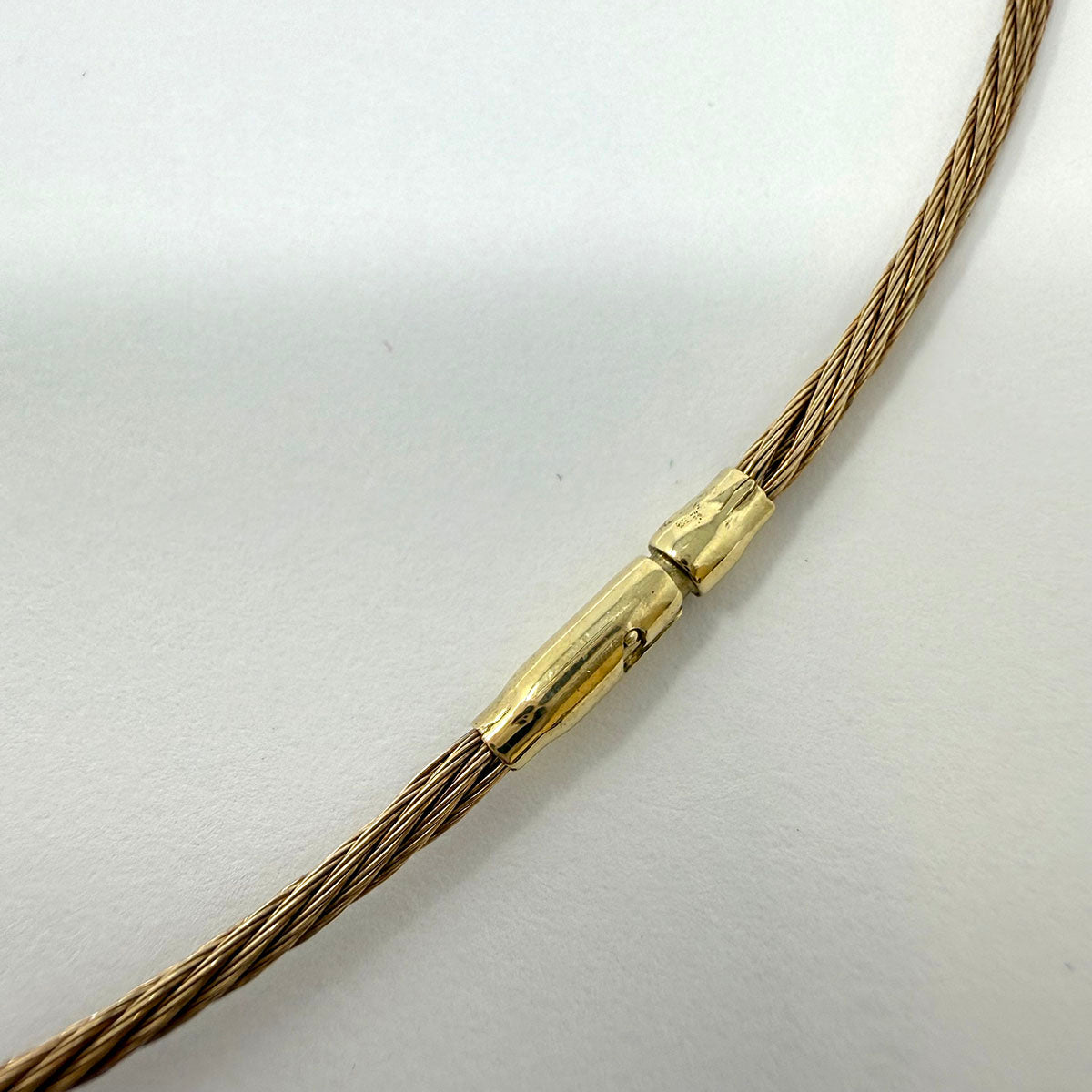 14K Yellow Gold Cable Wire Collar Necklace