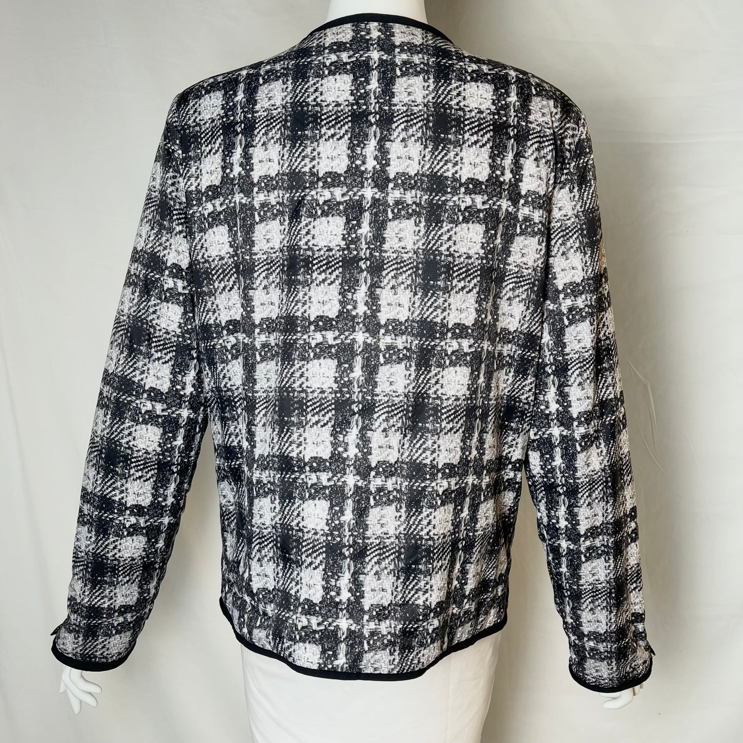 Chanel Jacke
