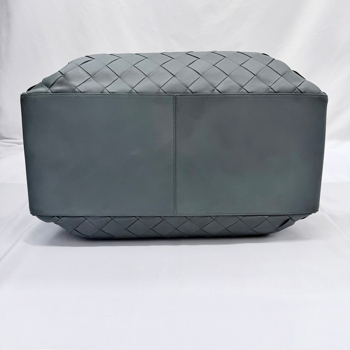 Bottega Veneta 2021 Maxi Intrecciato Duffle Bag