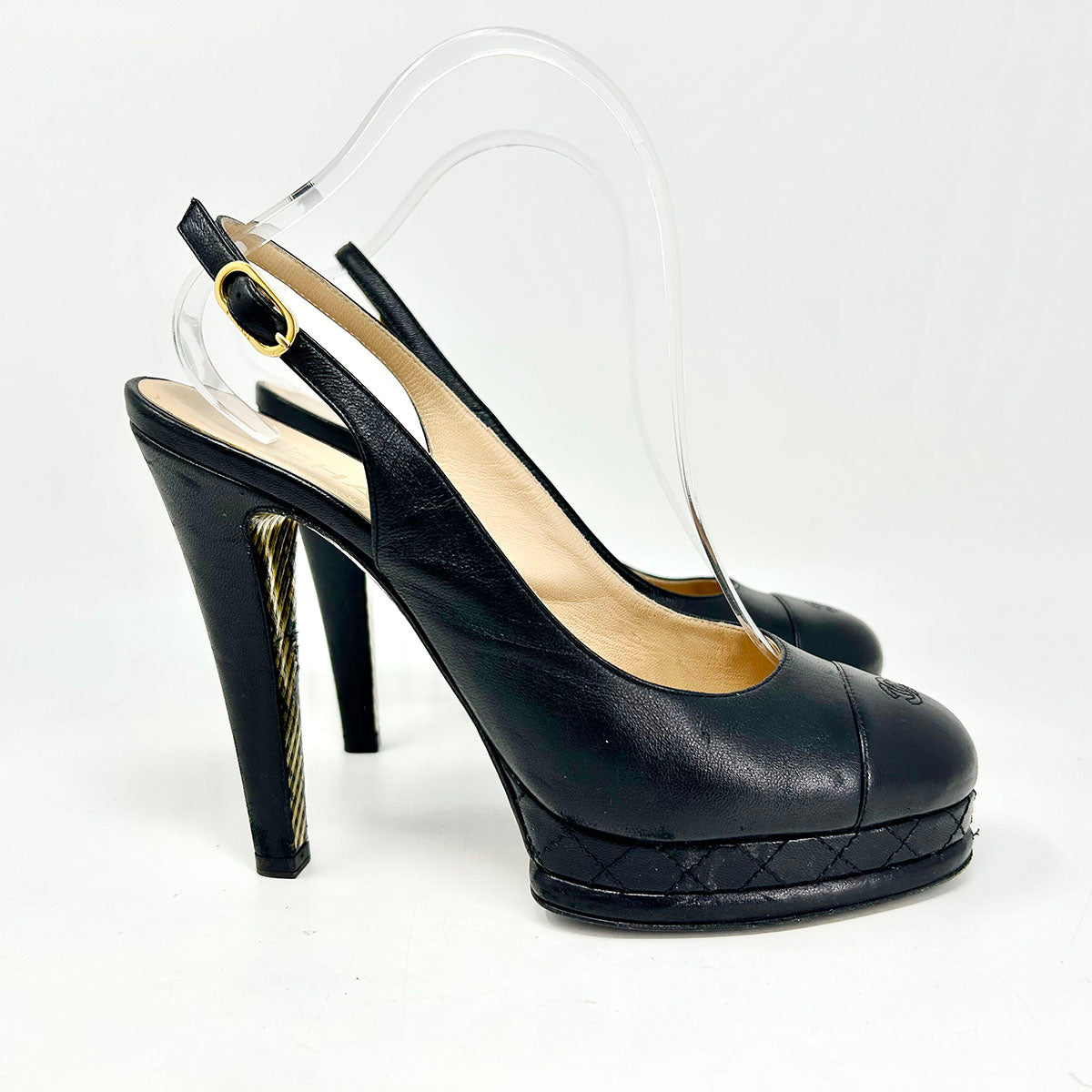 Chanel Pumps