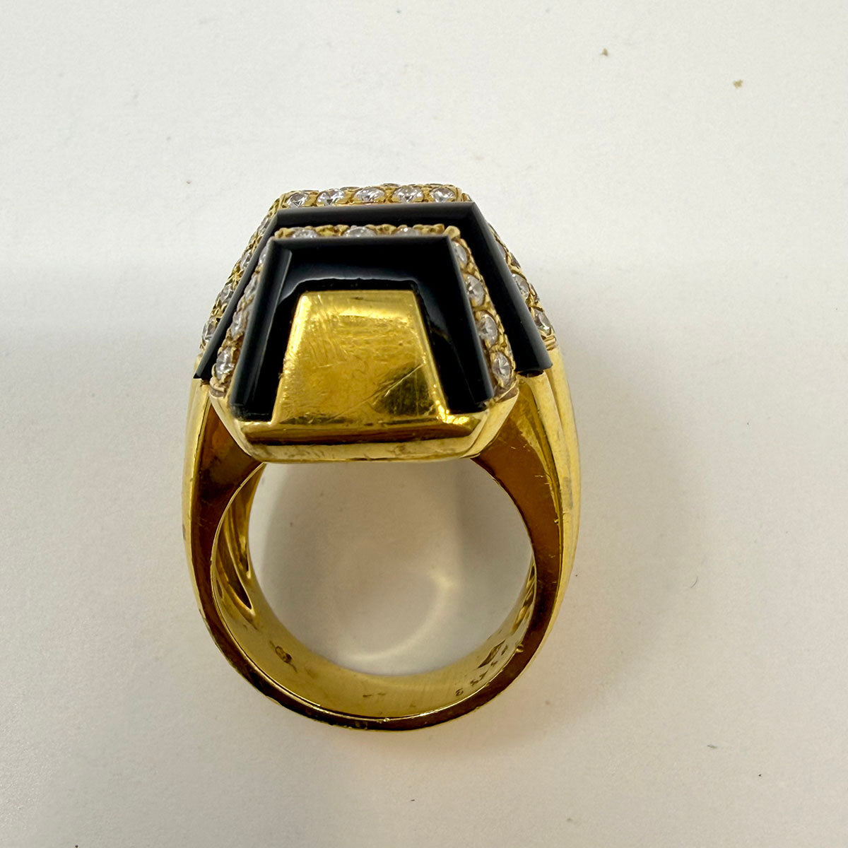 18K Gold Ring with Black Onyx and Diamonds