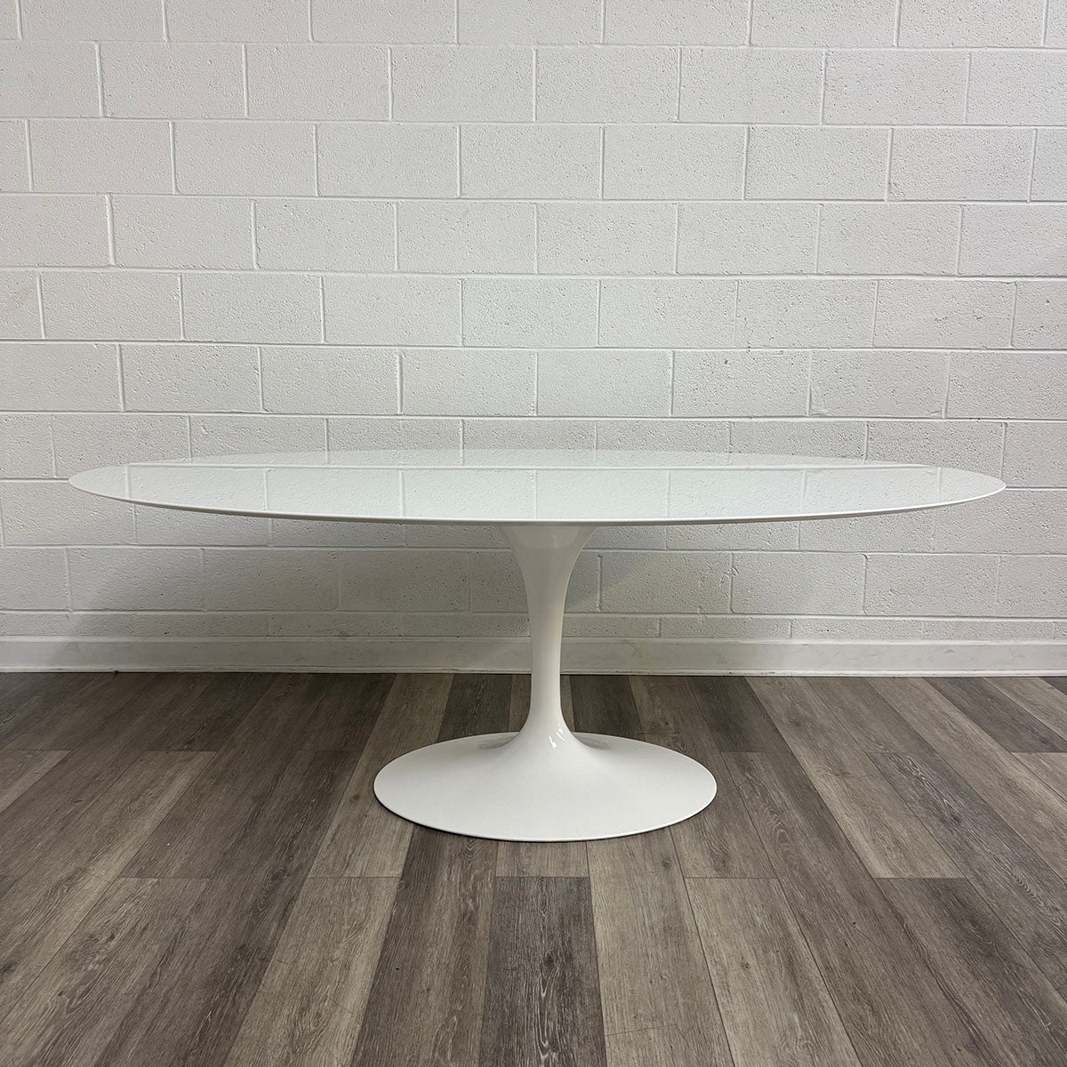 White Knoll Dining Table