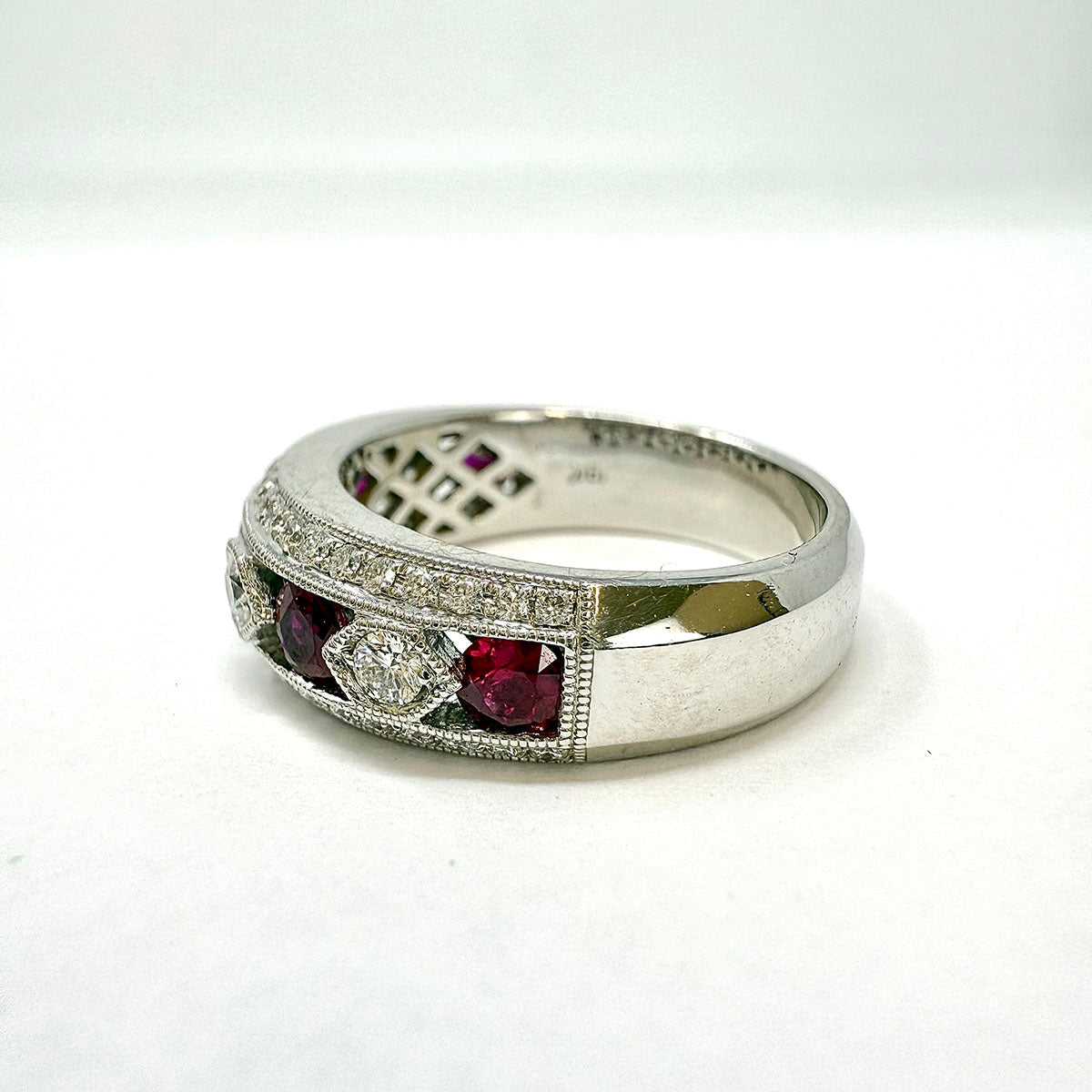 18K Gold Ring with  Rubies and Diamonds